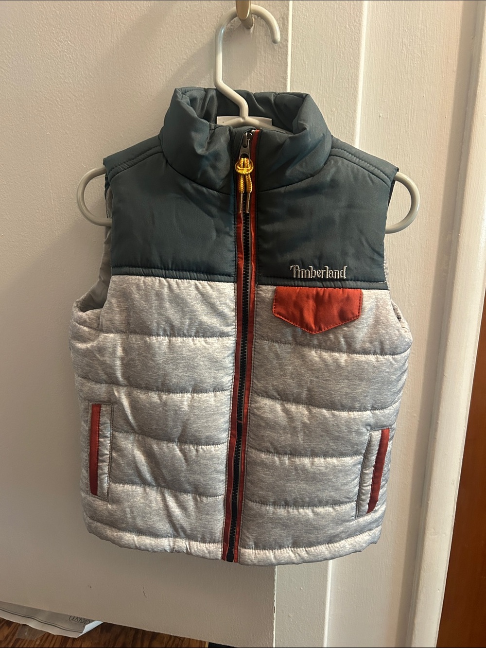 Timberland Kids Quilted Vest in Gray, Dark Green and Rust